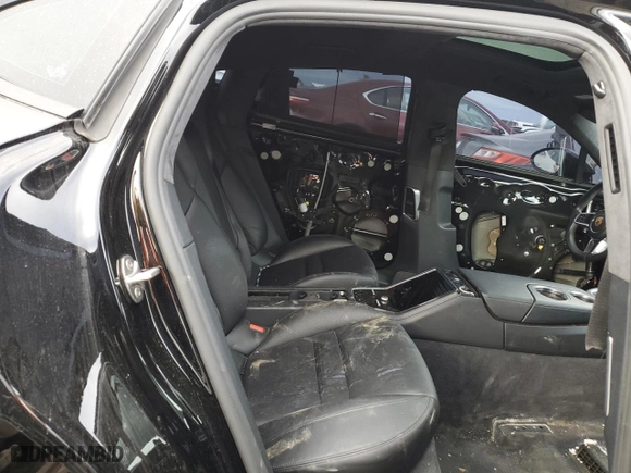 2018 Porsche Panamera Turbo with VIN WP0AF2A7XJL140504, listed as a Copart auction lot 73395623 with 38,102 mi miles. Bid and sale history available at carsss.com. Image 10.