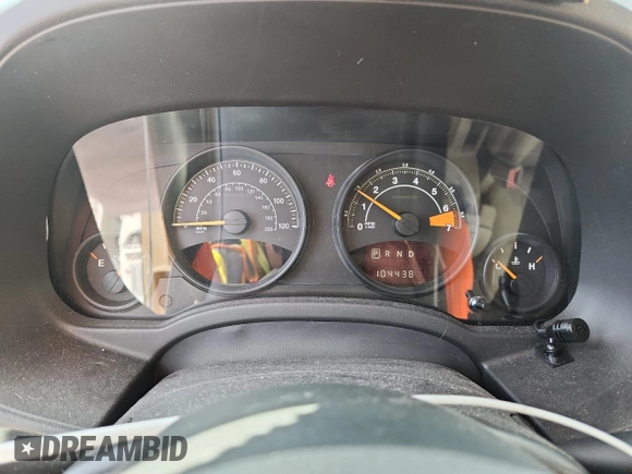 2015 Jeep Patriot High Altitude with VIN 1C4NJRFB5FD114125, listed as a Copart auction lot 62475615 with 104,438 mi miles and Salvage title. Bid and sale history available at DreamBid. Image 9.