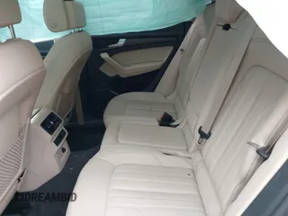 2022 Audi Q5 S line Premium z VIN WA1GAAFY2N2094208, wystawiony jako IAAI lot #42672467 z przebiegiem 26 301 mil mil oraz . Historia ofert i sprzedaży dostępna na DreamBid. Obrazek 8.