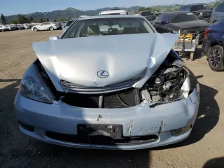 2003 Lexus ES 300 with VIN JTHBF30G530099830, listed as a Copart auction lot 52712945 with 142,874 mi miles and Salvage Title. Bid and sale history available at DreamBid. Image 5.
