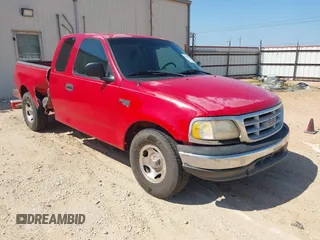 1999 Ford F-150 z VIN 1FTRX07W0XKA89113, wystawiony jako IAAI lot #42333023 z przebiegiem Nie podano mil oraz . Historia ofert i sprzedaży dostępna na DreamBid. Obrazek 1.
