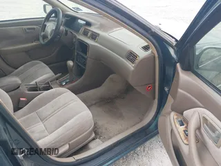 1997 Toyota Camry LE z VIN 4T1BG22K7VU005271, wystawiony jako IAAI lot #42098097 z przebiegiem Nie podano mil oraz . Historia ofert i sprzedaży dostępna na DreamBid. Obrazek 5.