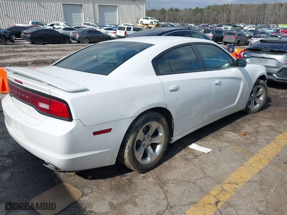 2012 Dodge Charger SE with VIN 2C3CDXBG8CH261739, listed as a IAAI auction lot 41527304 with 104,656 mi miles. Bid and sale history available at carsss.com. Image 4.