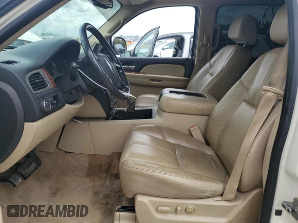 2008 Chevrolet Suburban Commercial with VIN 1GNFC16078R213234, listed as a Copart auction lot 64295744 with 154,391 mi miles and Non Repairable. Bid and sale history available at carsss.com. Image 7.