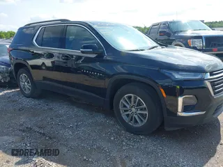 2023 Chevrolet Traverse LT Cloth with VIN 1GNERGKW0PJ284280, listed as a IAAI auction lot 41696765 with 29,970 mi miles. Bid and sale history available at carsss.com. Image 1.
