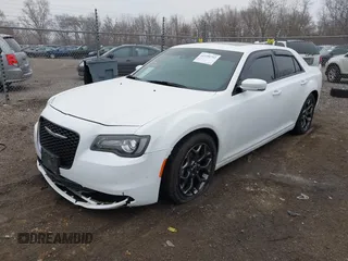 2018 Chrysler 300 with VIN 2C3CCAGG2JH269969, listed as a IAAI auction lot 41199752 with 99,332 mi miles. Bid and sale history available at carsss.com. Image 17.