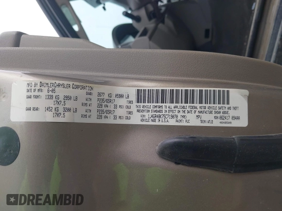 2005 Jeep Grand Cherokee Laredo z VIN 1J4GR48K75C719070, wystawiony jako IAAI lot #42673745 z przebiegiem 181 152 mil mil oraz . Historia ofert i sprzedaży dostępna na DreamBid. Obrazek 9.