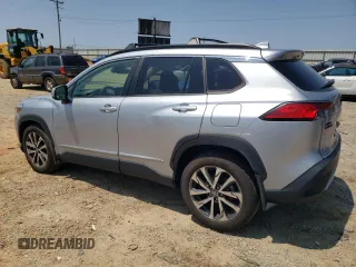 2023 Toyota Corolla Cross XLE с VIN 7MUDAABG6PV054981, выставлен на аукционе Copart как лот 59011125 с пробегом 32 254 миль миль и Списание • Salvage title. История ставок и продаж доступна на DreamBid. Изображение 2.