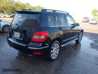 2010 Mercedes-Benz GLK-Class GLK 350 with VIN WDCGG5GB3AF333719, listed as a IAAI auction lot 41889521 with 1 mi miles. Bid and sale history available at carsss.com. Image 4.