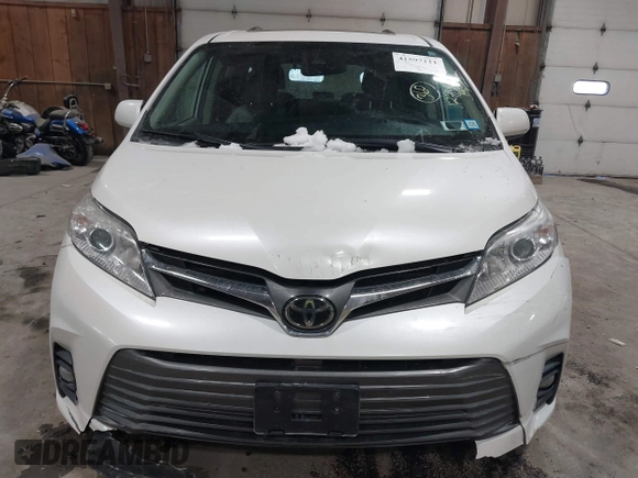 2019 Toyota Sienna XLE Auto Access Seat with VIN 5TDYZ3DC9KS011402, listed as a IAAI auction lot 41597111 with 127,466 mi miles. Bid and sale history available at carsss.com. Image 12.