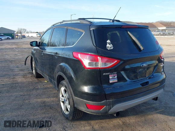 2013 Ford Escape SE with VIN 1FMCU0G94DUB53061, listed as a IAAI auction lot 41781462 with 220,915 mi miles. Bid and sale history available at carsss.com. Image 3.