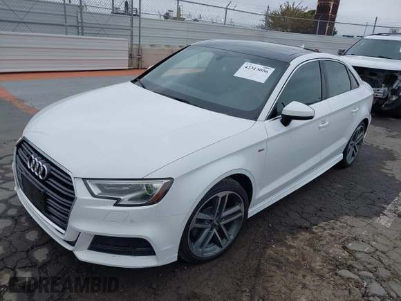 2017 Audi A3 z VIN WAUJ8HFFXH1047739, wystawiony jako IAAI lot #42313056 z przebiegiem 125 104 mil mil oraz . Historia ofert i sprzedaży dostępna na DreamBid. Obrazek 18.