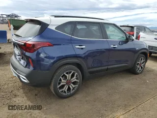 2022 Kia Seltos SX with VIN KNDETCA27N7268234, listed as a Copart auction lot 50480095 with 43,950 mi miles and Salvage title. Bid and sale history available at DreamBid. Image 3.
