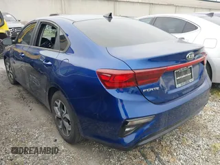 2021 Kia Forte LXS with VIN 3KPF24AD2ME386091, listed as a IAAI auction lot 41866112 with 42,430 mi miles. Bid and sale history available at carsss.com. Image 3.