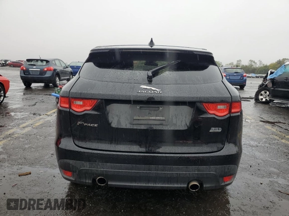 2017 Jaguar F-Pace 35t with VIN SADCS2BV0HA899402, listed as a Copart auction lot 72401724 with 215,624 mi miles and Salvage Title. Bid and sale history available at DreamBid. Image 6.