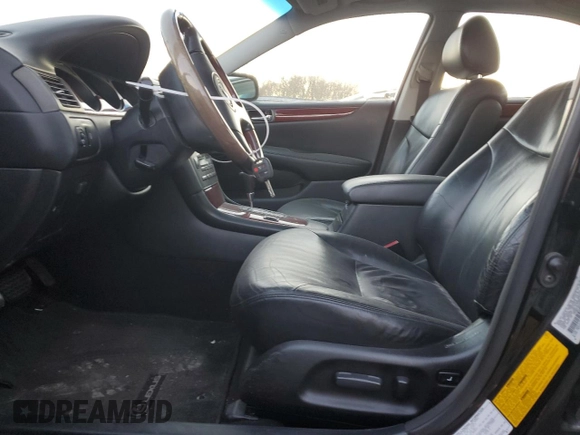 2002 Lexus ES 300 with VIN JTHBF30G820034663, listed as a Copart auction lot 86372184 with 133,837 mi miles and Salvage title. Bid and sale history available at DreamBid. Image 7.