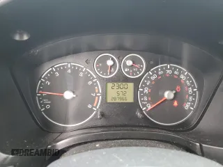 2010 Ford Transit Connect XL z VIN NM0LS7AN0AT019574, wystawiony jako Copart lot #50838745 z przebiegiem 287 966 mil mil oraz Czysty tytuł • Clean title. Historia ofert i sprzedaży dostępna na DreamBid. Obrazek 9.