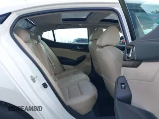 2016 Nissan Maxima SL z VIN 1N4AA6AP8GC403657, wystawiony jako IAAI lot #41506188 z przebiegiem 97 935 mil mil oraz . Historia ofert i sprzedaży dostępna na DreamBid. Obrazek 8.