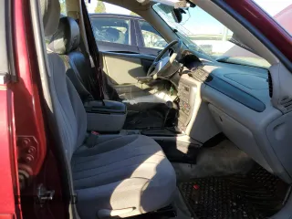 2004 Chevrolet Classic with VIN 1G1ND52F84M692489, listed as a Copart auction lot 40058164 with 67,717 mi miles and Salvage Title. Bid and sale history available at carsss.com. Image 7.
