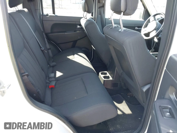2011 Jeep Liberty Sport with VIN 1J4PN2GK3BW513417, listed as a IAAI auction lot 42082176 with 490,897 mi miles. Bid and sale history available at carsss.com. Image 8.