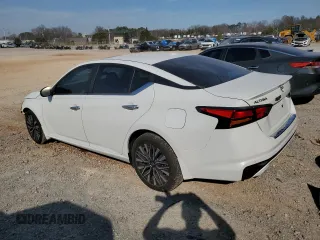 2023 Nissan Altima 2.5 SV with VIN 1N4BL4DV1PN346011, listed as a Copart auction lot 49451385 with 15,322 mi miles and Salvage Title. Bid and sale history available at carsss.com. Image 2.