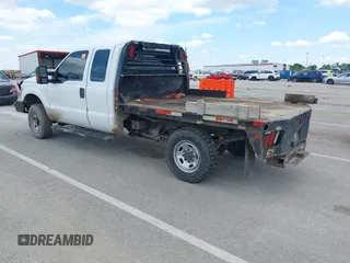 2015 Ford F-250 XLT with VIN 1FT7X2B64FED19002, listed as a IAAI auction lot 42194032 with 249,106 mi miles and . Bid and sale history available at DreamBid. Image 3.