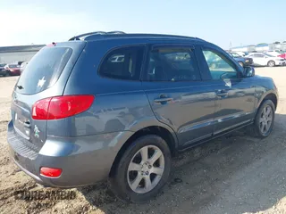 2007 Hyundai Santa Fe SE with VIN 5NMSH13E47H026349, listed as a IAAI auction lot 42680430 with 211,271 mi miles and . Bid and sale history available at DreamBid. Image 4.