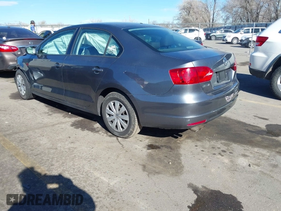2014 Volkswagen Jetta S z VIN 3VW2K7AJ7EM275448, wystawiony jako IAAI lot #41835358 z przebiegiem 149 272 mil mil oraz . Historia ofert i sprzedaży dostępna na DreamBid. Obrazek 3.