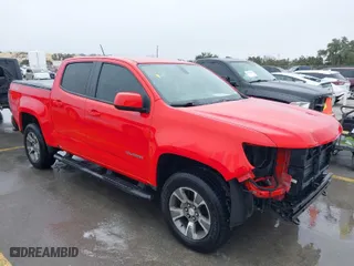 2019 Chevrolet Colorado 4WD Z71 with VIN 1GCGTDEN0K1359685, listed as a IAAI auction lot 41644666 with 64,029 mi miles. Bid and sale history available at carsss.com. Image 1.