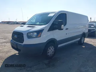 2016 Ford Transit Cargo z VIN 1FTYR1YMXGKB54607, wystawiony jako IAAI lot #41521237 z przebiegiem 195 851 mil mil oraz . Historia ofert i sprzedaży dostępna na DreamBid. Obrazek 17.