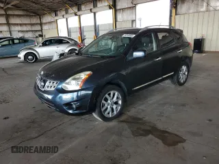 2013 Nissan Rogue SL z VIN JN8AS5MV9DW630012, wystawiony jako Copart lot #59240805 z przebiegiem 135 999 mil mil oraz Czysty tytuł • Clean title. Historia ofert i sprzedaży dostępna na DreamBid. Obrazek 1.