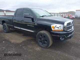 2006 Dodge 3500 SLT z VIN 3D7LX38C46G166668, wystawiony jako IAAI lot #42276569 z przebiegiem 161 913 mil mil oraz . Historia ofert i sprzedaży dostępna na DreamBid. Obrazek 1.