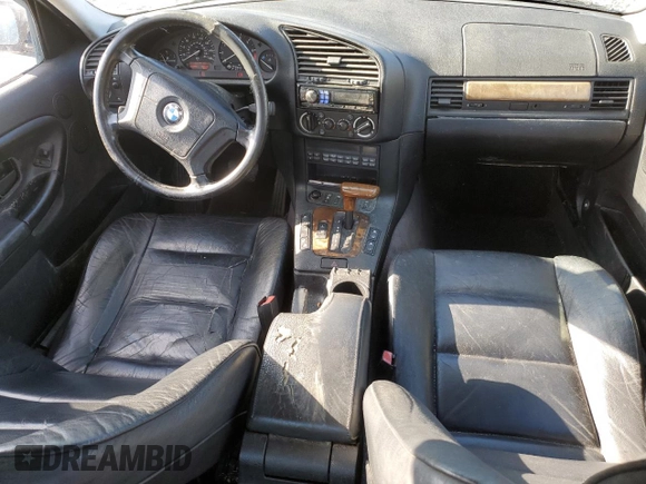1995 BMW 3 Series 325i with VIN WBACB4328SFM07976, listed as a Copart auction lot 44544775 with 221,191 mi miles and Salvage Title. Bid and sale history available at carsss.com. Image 8.