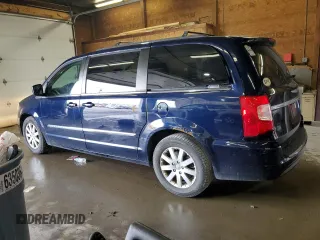 2013 Chrysler Town & Country Touring z VIN 2C4RC1BG6DR819136, wystawiony jako Copart lot #57430235 z przebiegiem 174 976 mil mil oraz Szkoda całkowita • Salvage title. Historia ofert i sprzedaży dostępna na DreamBid. Obrazek 2.