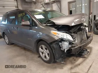 2015 Toyota Sienna LE AAS with VIN 5TDKK3DC6FS652281, listed as a IAAI auction lot 41891750 with 150,162 mi miles. Bid and sale history available at carsss.com. Image 1.