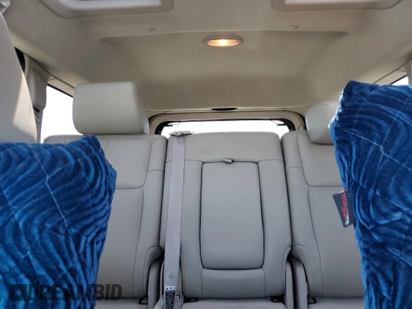 2006 Jeep Commander Limited с VIN 1J8HG582X6C364590, выставлен на аукционе Copart как лот 60370895 с пробегом 174 031 миль миль и Списание • Salvage title. История ставок и продаж доступна на DreamBid. Изображение 10.