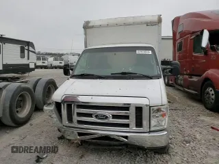 2016 Ford Econoline Commercial z VIN 1FDWE3FS1GDC51632, wystawiony jako Copart lot #47815915 z przebiegiem 94 404 mil mil oraz Szkoda całkowita • Salvage title. Historia ofert i sprzedaży dostępna na DreamBid. Obrazek 11.
