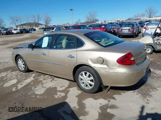 2005 Buick LaCrosse CXL with VIN 2G4WD532051253092, listed as a IAAI auction lot 41723769 with 183,277 mi miles. Bid and sale history available at carsss.com. Image 3.