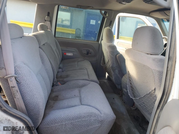 1999 Chevrolet Tahoe with VIN 1GNEC13RXXJ519095, listed as a Copart auction lot 43254645 with 176,861 mi miles and Salvage Title. Bid and sale history available at carsss.com. Image 11.