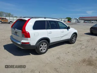2007 Volvo XC90 I6 with VIN YV4CY982371373146, listed as a IAAI auction lot 42060388 with 174,274 mi miles and . Bid and sale history available at DreamBid. Image 4.