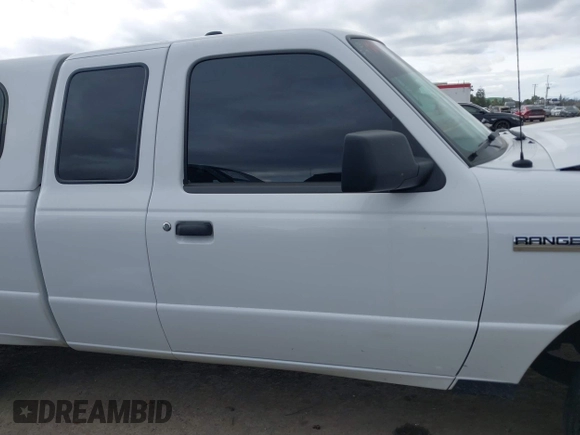 2011 Ford Ranger XL with VIN 1FTKR1EEXBPB21251, listed as a IAAI auction lot 41652342 with 26,974 mi miles. Bid and sale history available at carsss.com. Image 13.