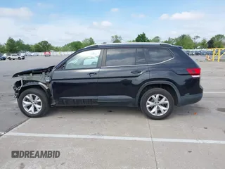 2018 Volkswagen Atlas SE with VIN 1V2CR2CA7JC535473, listed as a IAAI auction lot 42279008 with 88,409 mi miles and . Bid and sale history available at DreamBid. Image 15.