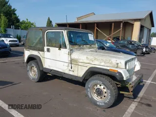 1990 Jeep Wrangler S with VIN 2J4FY19E5LJ525128, listed as a IAAI auction lot 42539940 with 132,043 mi miles and . Bid and sale history available at DreamBid. Image 1.