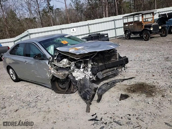 2016 Toyota Camry XLE with VIN 4T1BF1FK3GU559014, listed as a Copart auction lot 47556555 with 0 mi miles and Salvage Title. Bid and sale history available at carsss.com. Image 11.