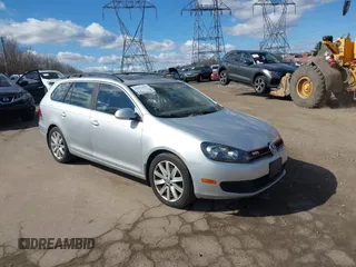 2014 Volkswagen Jetta SportWagen TDI w/Sunroof & Nav with VIN 3VWPL7AJ1EM627958, listed as a IAAI auction lot 41651554 with 193,966 mi miles. Bid and sale history available at carsss.com. Image 1.