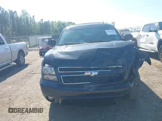 2012 Chevrolet Suburban LT с VIN 1GNSCJE06CR158154, выставлен на аукционе IAAI как лот 41981271 с пробегом 249 631 миль миль и . История ставок и продаж доступна на DreamBid. Изображение 6.