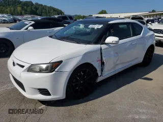 2013 Scion tC with VIN JTKJF5C73D3046010, listed as a Copart auction lot 68684194 with 121,174 mi miles and Salvage Title. Bid and sale history available at carsss.com. Image 1.