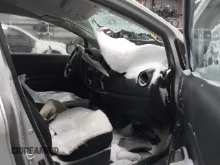 2015 Nissan Note S Plus with VIN 3N1CE2CP2FL370903, listed as a IAAI auction lot 41606993 with 60,672 mi miles and . Bid and sale history available at DreamBid. Image 5.