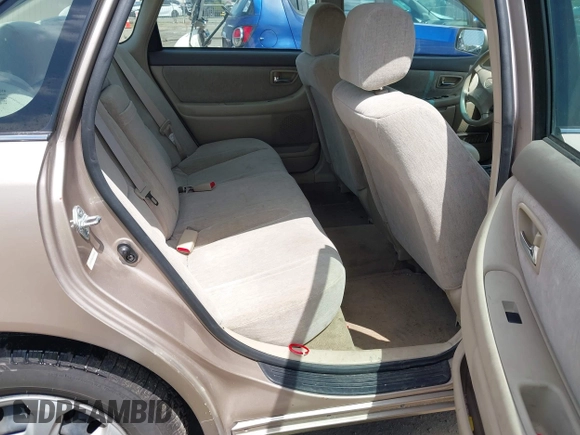 2001 Toyota Avalon XL w/Bucket Seats with VIN 4T1BF28B61U185881, listed as a IAAI auction lot 42138345 with 242,195 mi miles. Bid and sale history available at carsss.com. Image 8.