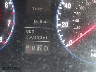2008 Hyundai Azera Limited with VIN KMHFC46F18A306212, listed as a IAAI auction lot 42025792 with 230,350 mi miles. Bid and sale history available at carsss.com. Image 15.